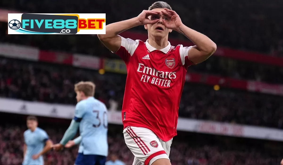 Arsenal vượt mặt Manchester United trong cuộc đua giành tiền vệ người Brazil