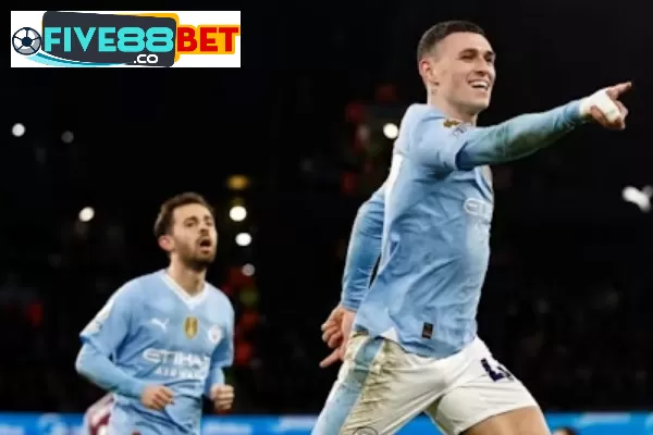 Foden khập khiễng chấn thương trong trận đấu với Real Madrid