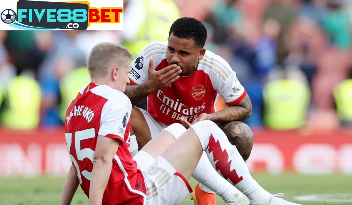 Arsenal mất chức vô địch, HLV Arteta và đội trưởng Odegaard tiếc nuối